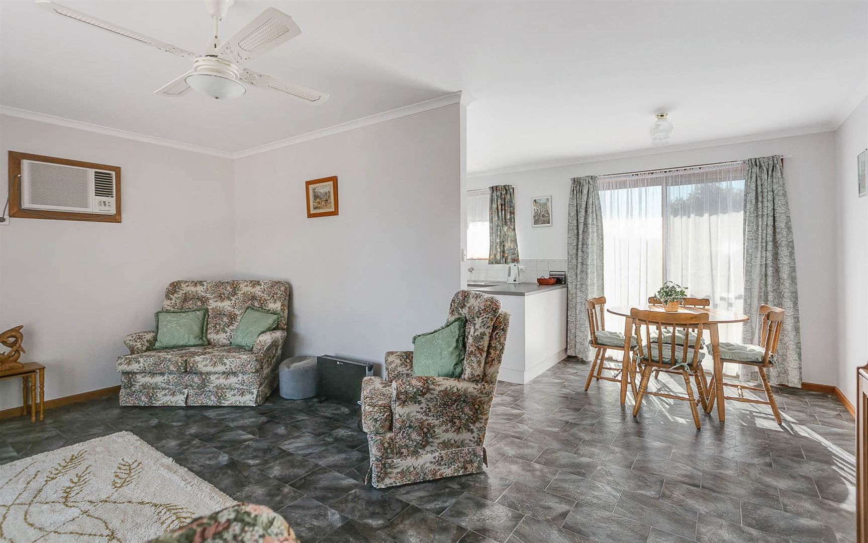 16 Orr Street, Goolwa Beach SA 5214, Image 2