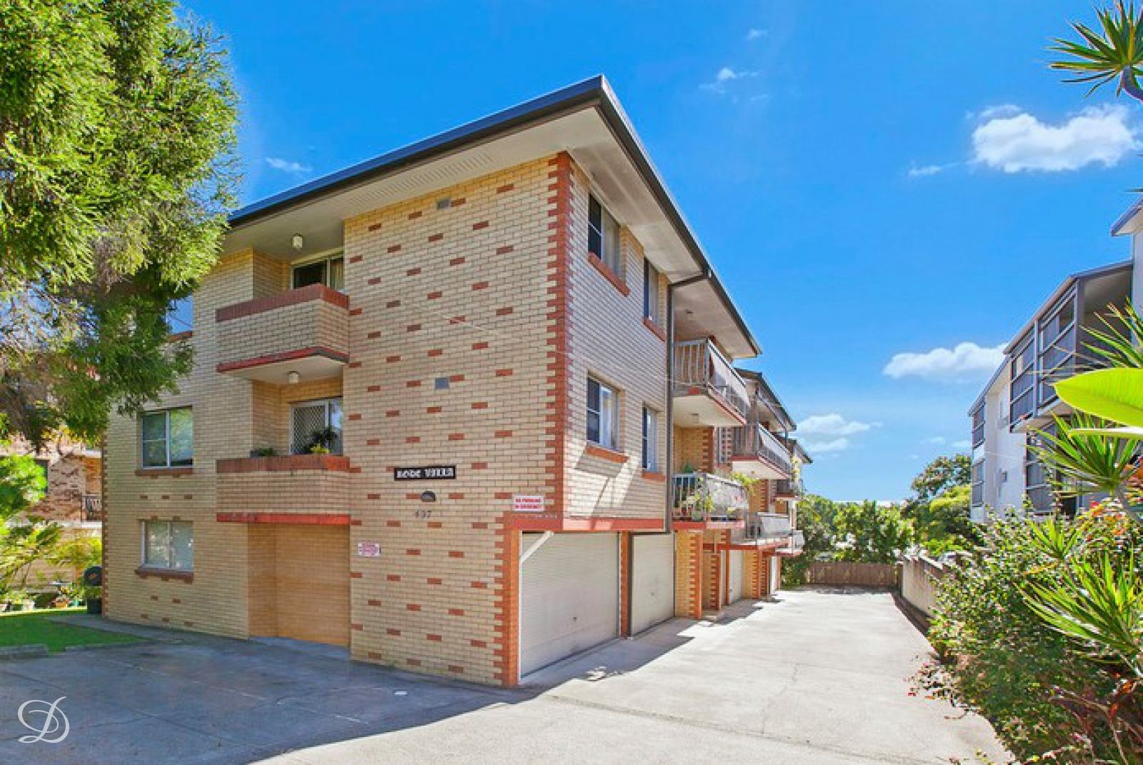 2 bedrooms Apartment / Unit / Flat in 2/497 Rode Road CHERMSIDE QLD, 4032
