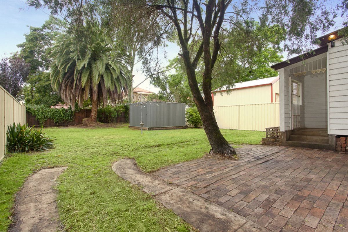 76 Holborow Street, Croydon Park NSW 2133, Image 1