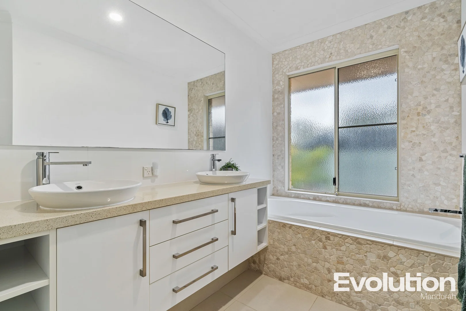 Additional image 16 of 8 Silverton Crescent, Erskine WA 6210