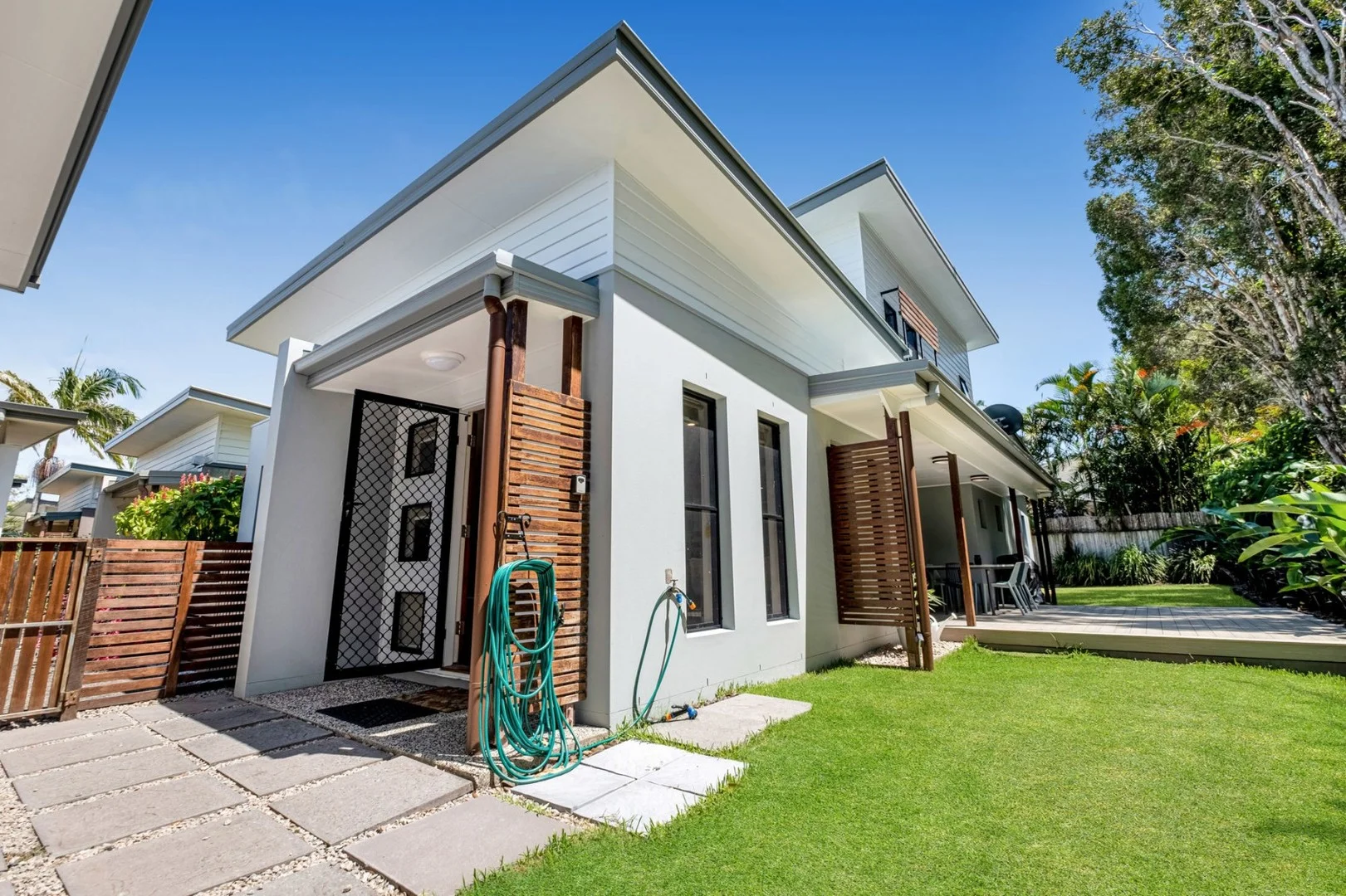 Primary image of 2/7 Deborah Close, Mudjimba QLD 4564