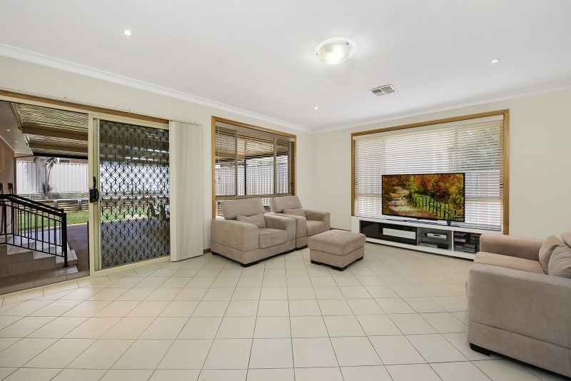 29 St Stephen Road, Blair Athol NSW 2560, Image 2