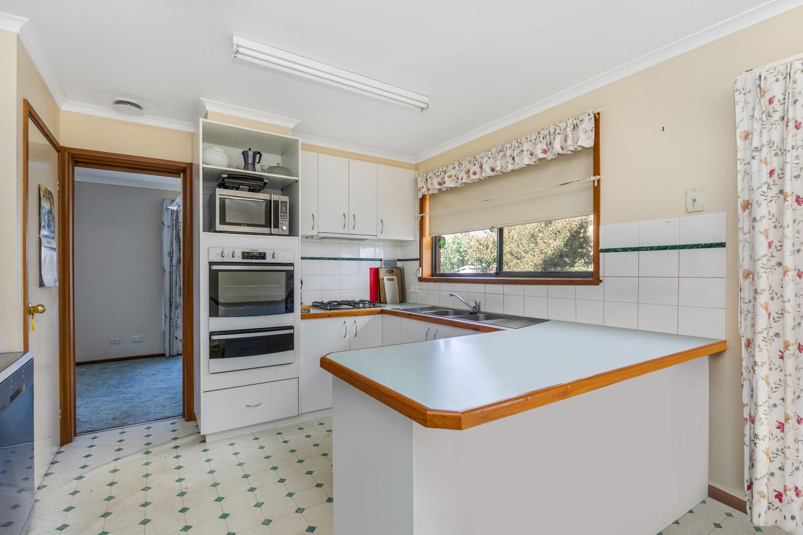 28 Magazine Boulevard, Golden Square VIC 3555, Image 1