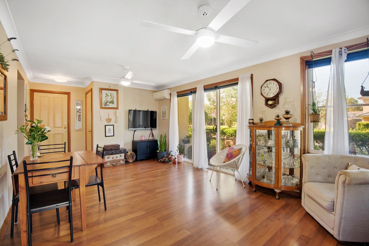 2/63 Spring Hill Circle, Currans Hill NSW 2567, Image 1