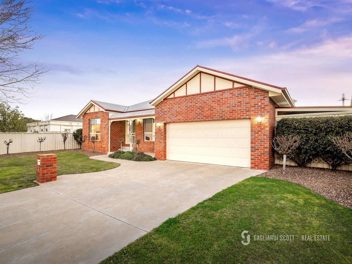 4 bedrooms House in 2 John Findlay Place SHEPPARTON VIC, 3630