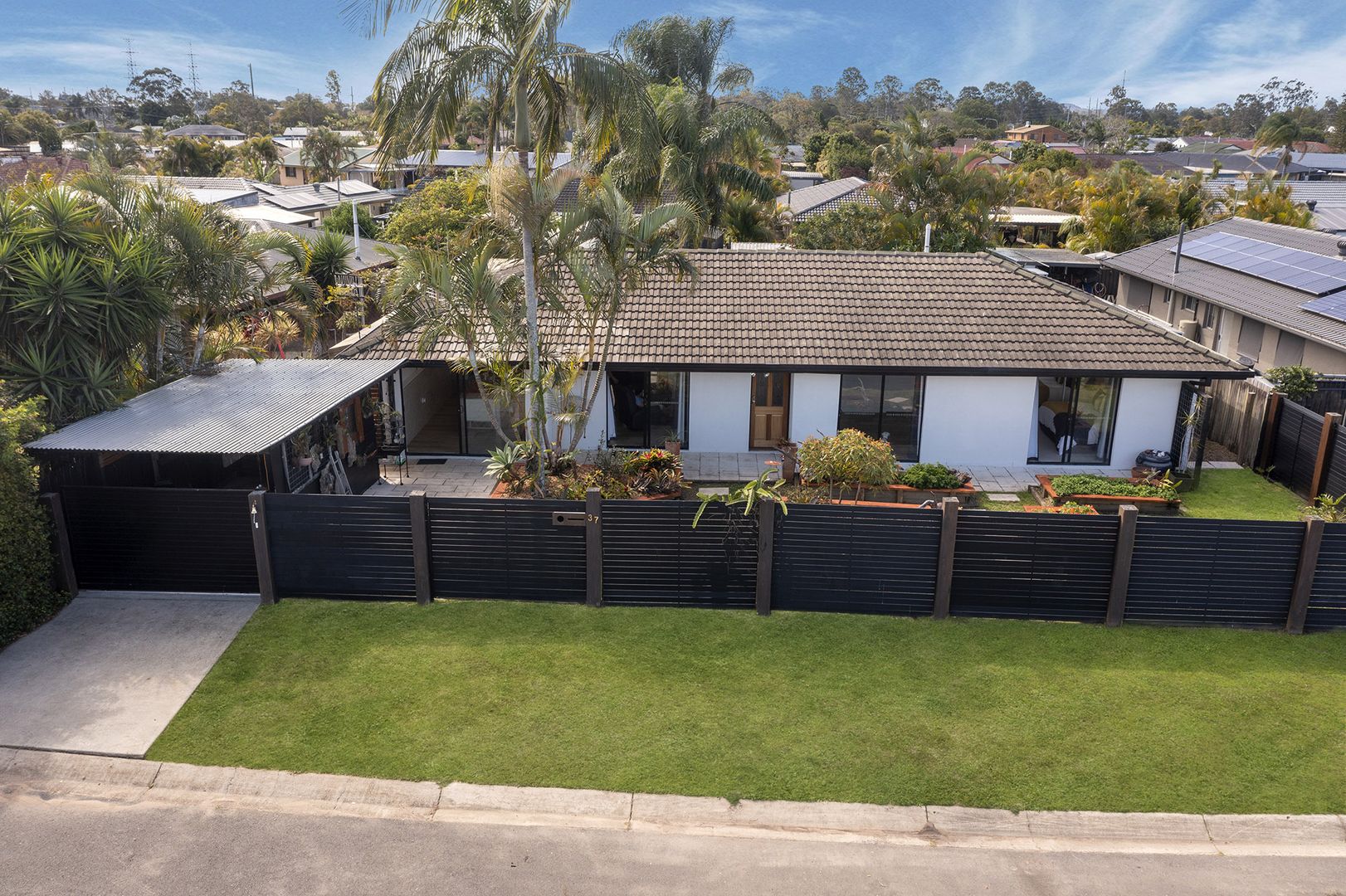 37 Vermont Crescent, Mount Warren Park QLD 4207, Image 1