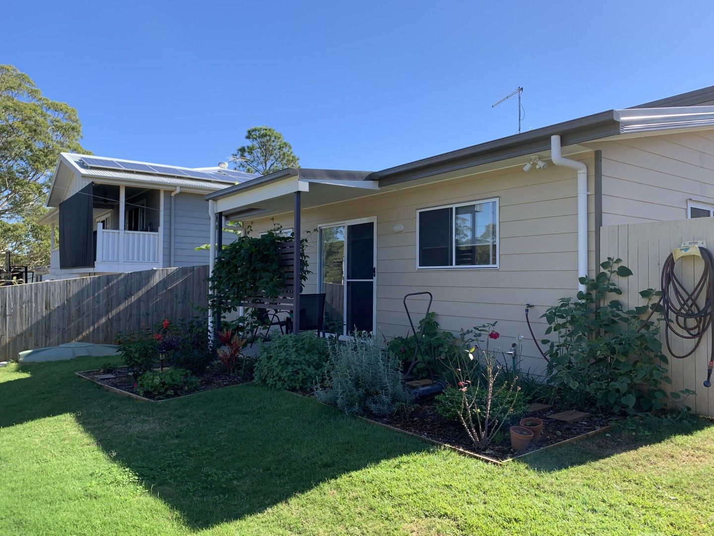 2 bedrooms House in 5 FIJI STREET RUSSELL ISLAND QLD, 4184