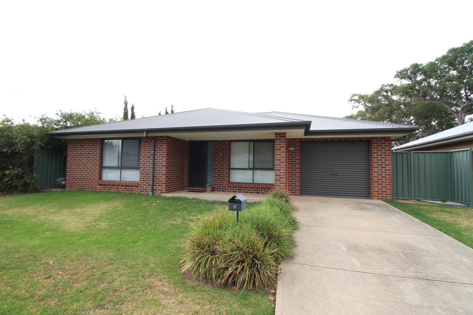 6 Redgum Court East Albury Nsw 2640 House For Rent 384 416 Domain