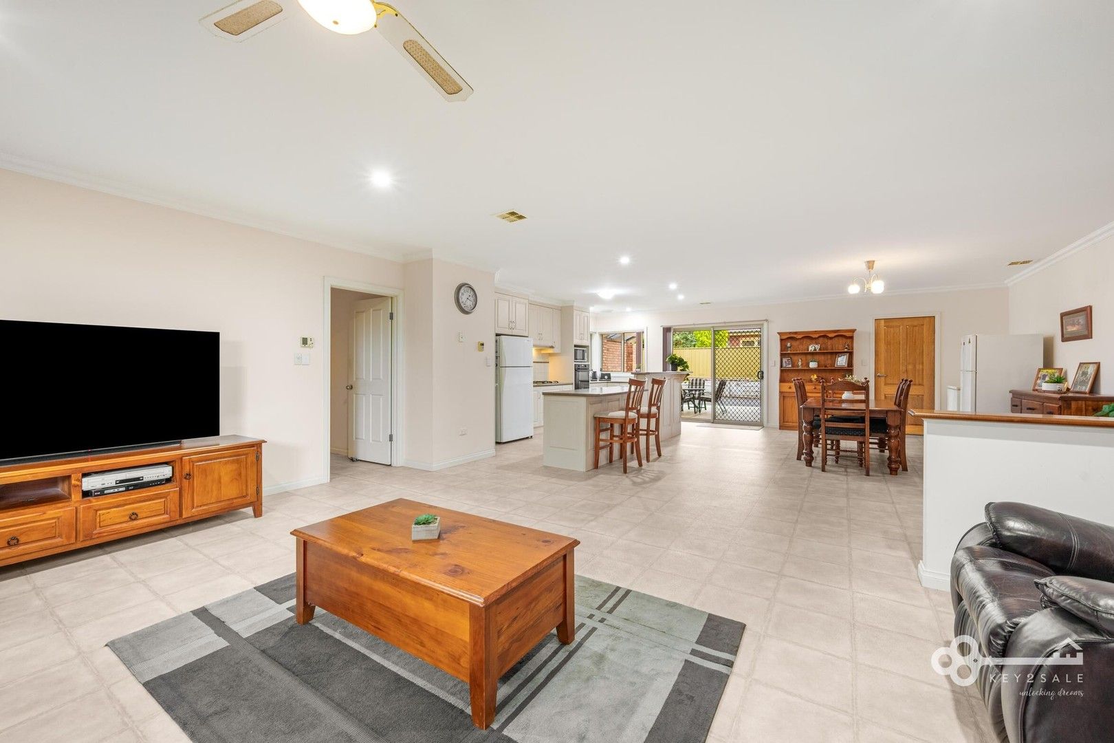 9 Oakridge Crescent, Mount Gambier SA 5290, Image 0