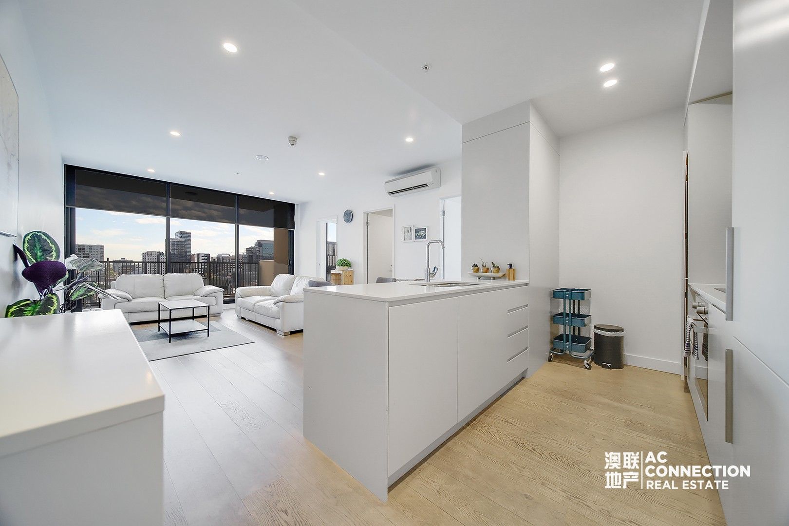 1010/156 Wright Street, Adelaide SA 5000, Image 2