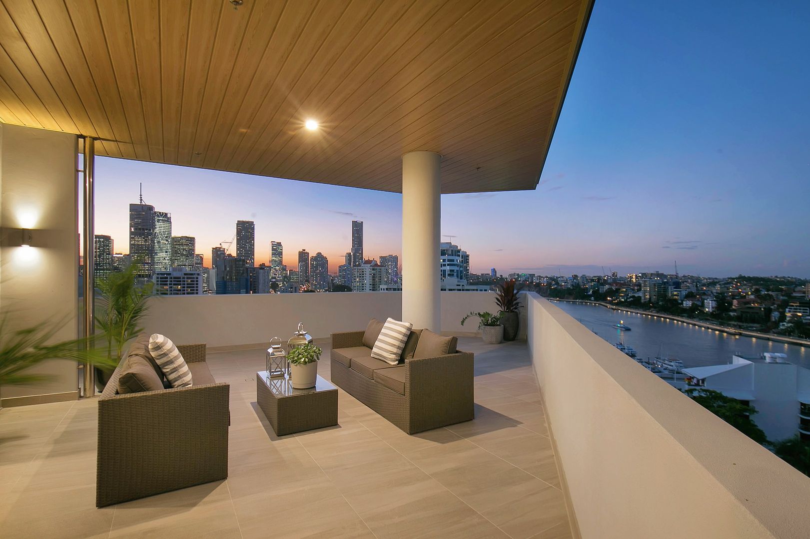 1101/66 Lambert Street, Kangaroo Point Property History & Address