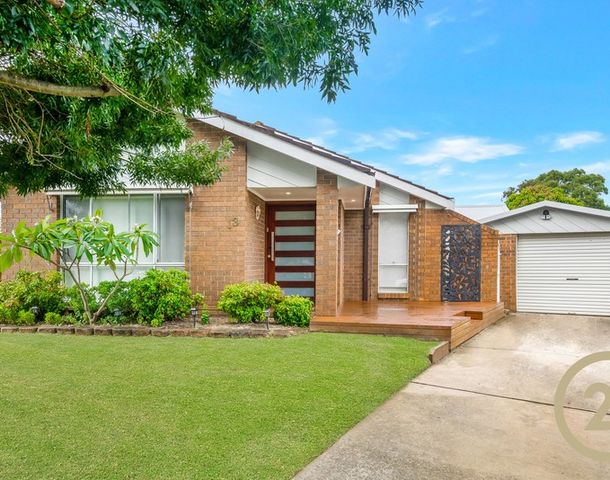 13 Viscount Close, Raby NSW 2566