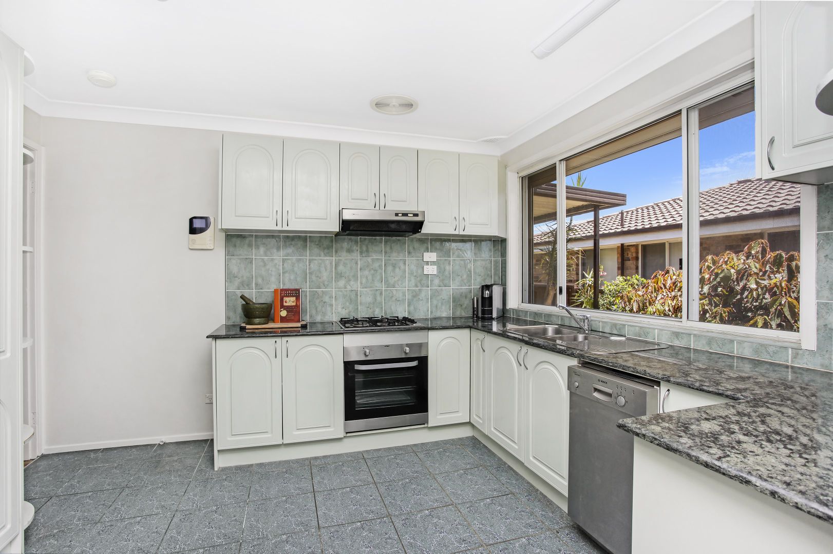 11 Cowper Place, Wetherill Park NSW 2164, Image 2