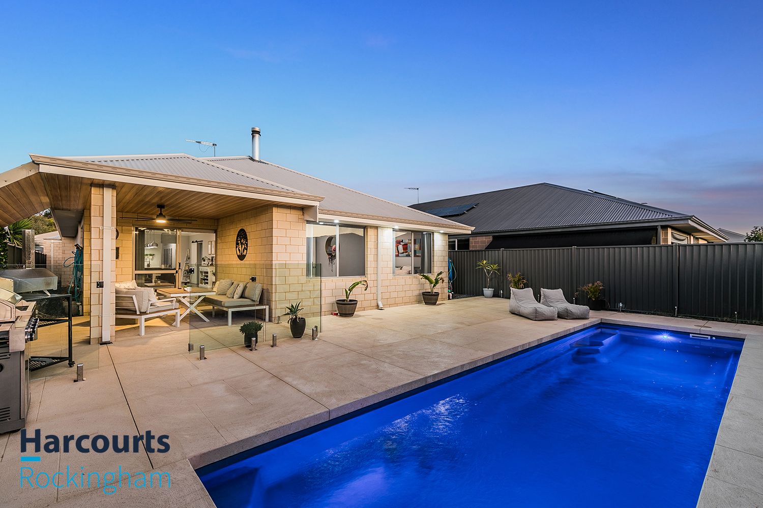 4 bedrooms House in 8 Peto Close BALDIVIS WA, 6171
