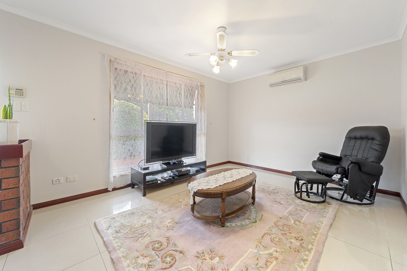 16 Bachmann Avenue, Old Reynella SA 5161, Image 2