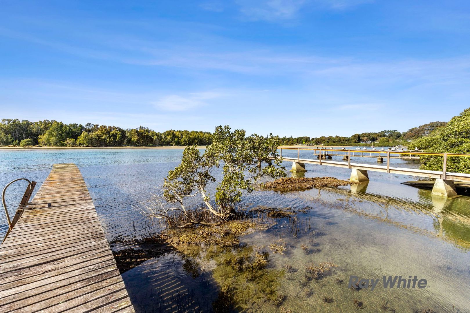 233 Parade, Mossy Point Property History & Address Research