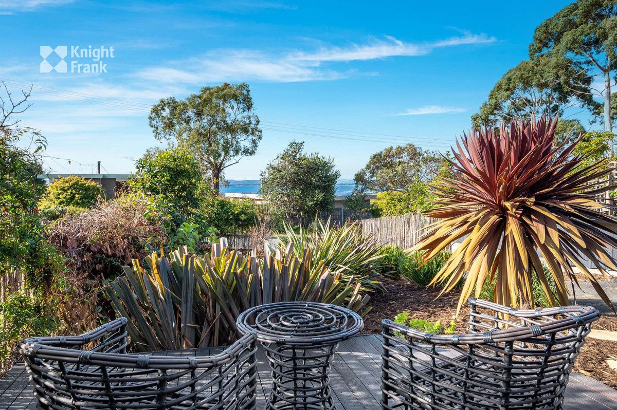 1/3 Carinya Street, Blackmans Bay TAS 7052, Image 2