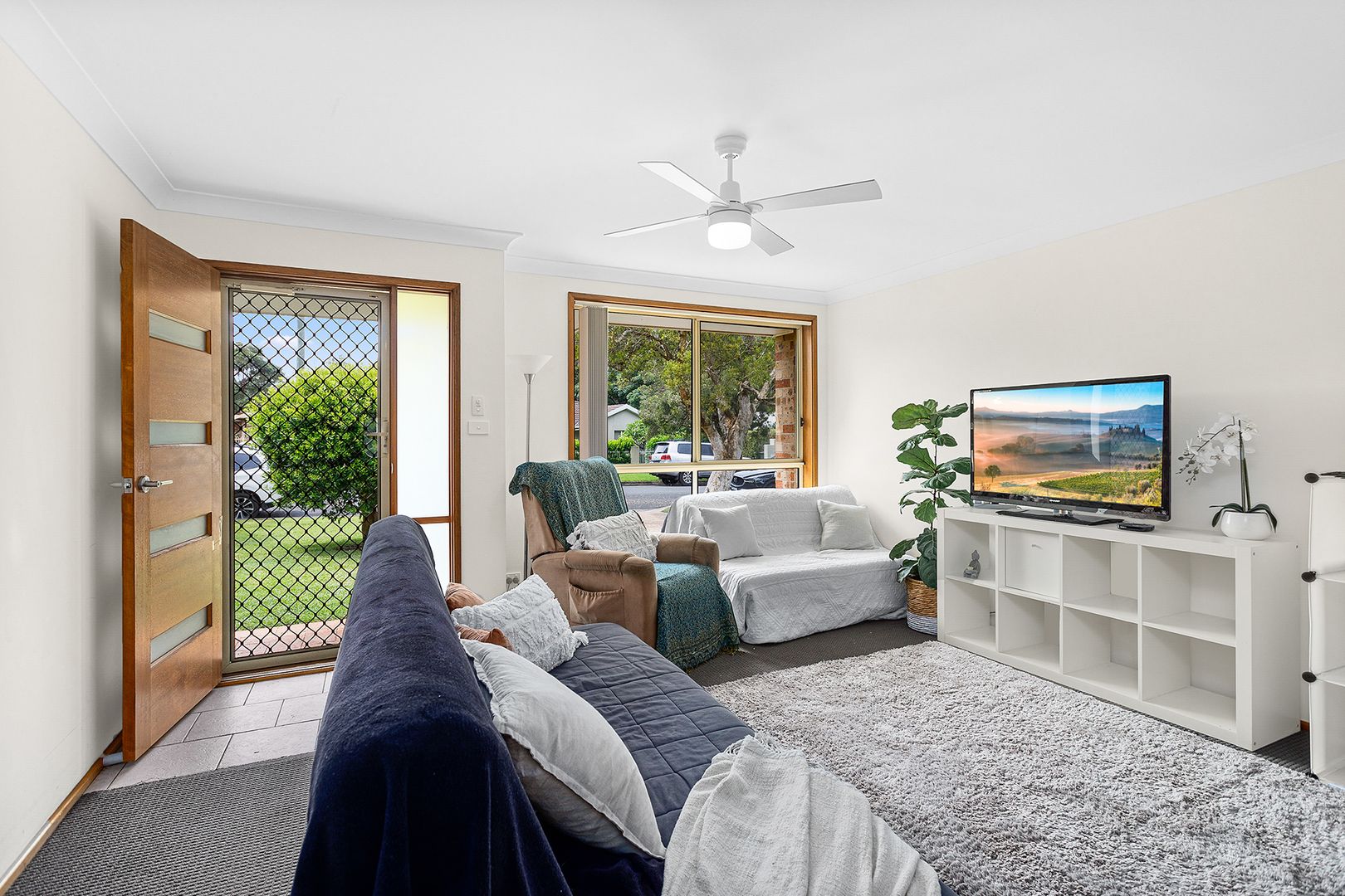 1/6 Bean Street, Thirroul NSW 2515, Image 2