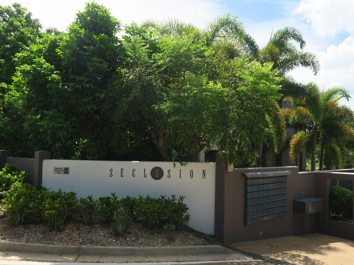 3 bedrooms Apartment / Unit / Flat in 26/294 Kamerunga Road FRESHWATER QLD, 4870