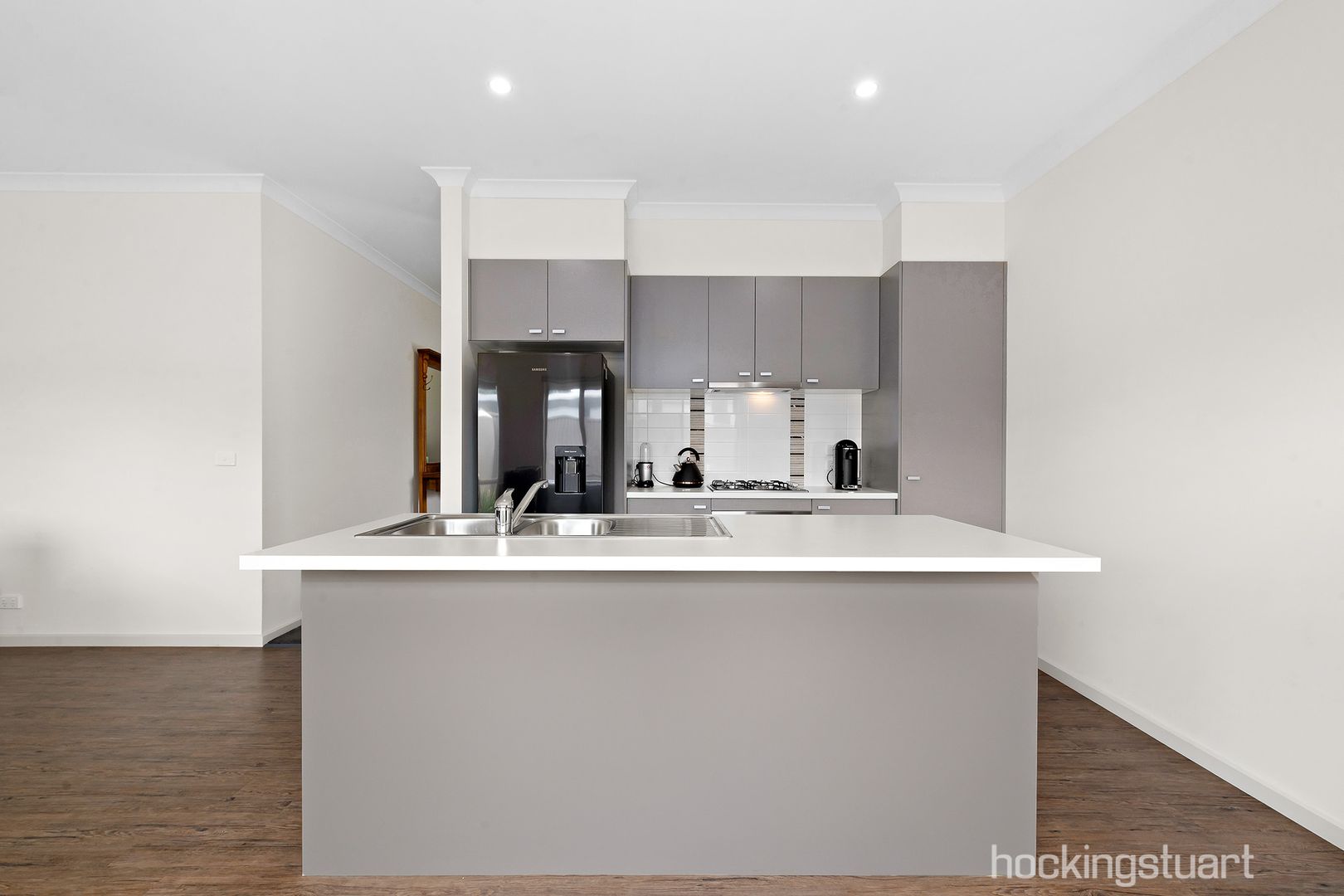 8 Jordy Place, Brown Hill VIC 3350, Image 2