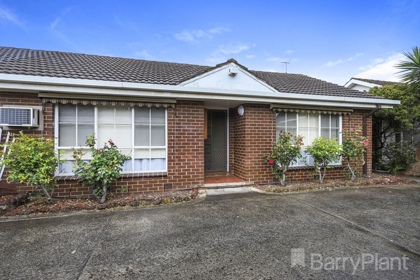 2 bedrooms Apartment / Unit / Flat in 4/4 Rondell Street WEST FOOTSCRAY VIC, 3012