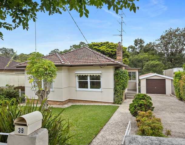 39 Abercrombie Street, West Wollongong NSW 2500