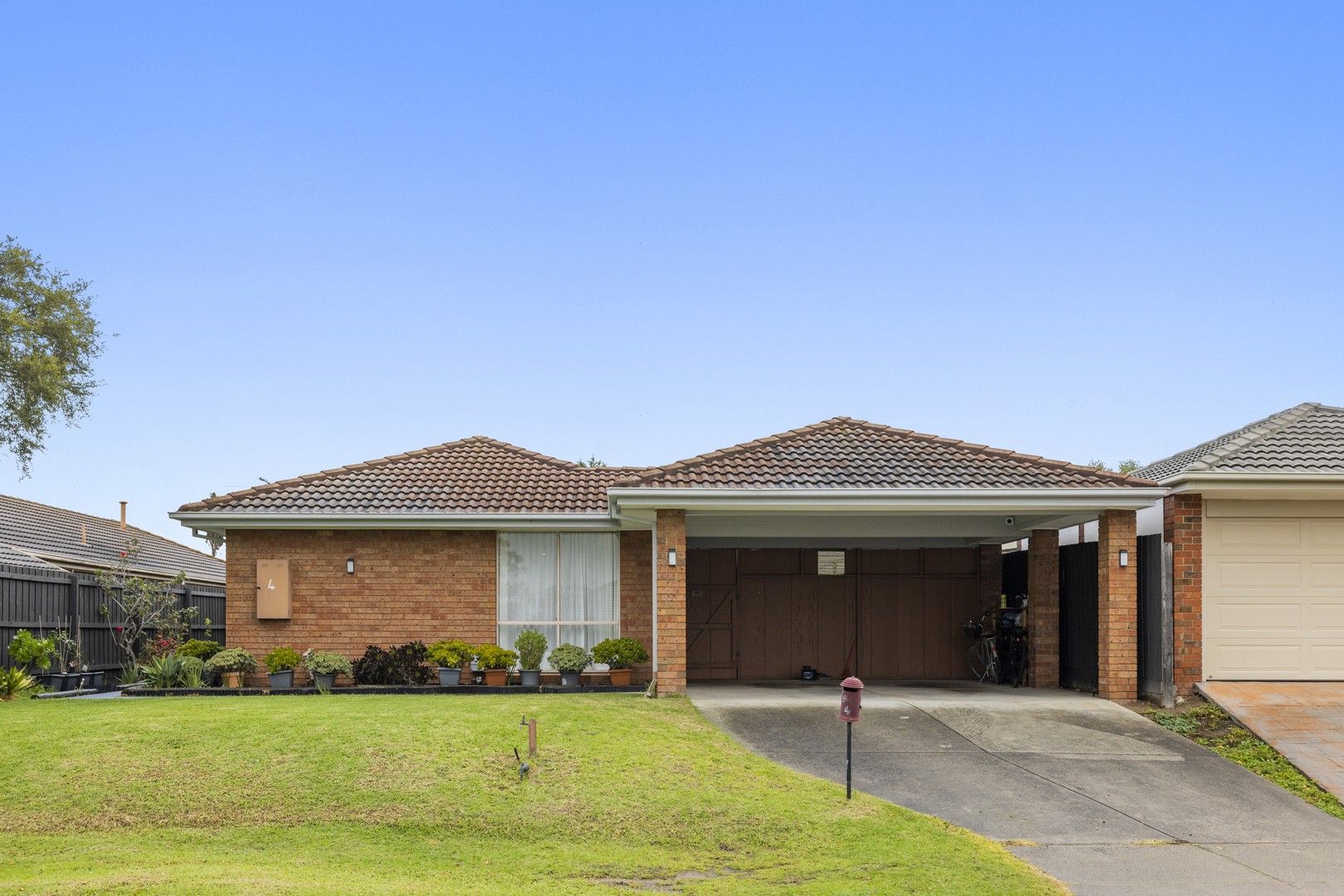 4 Nana Walk, Narre Warren South VIC 3805 House For Rent 570 Domain