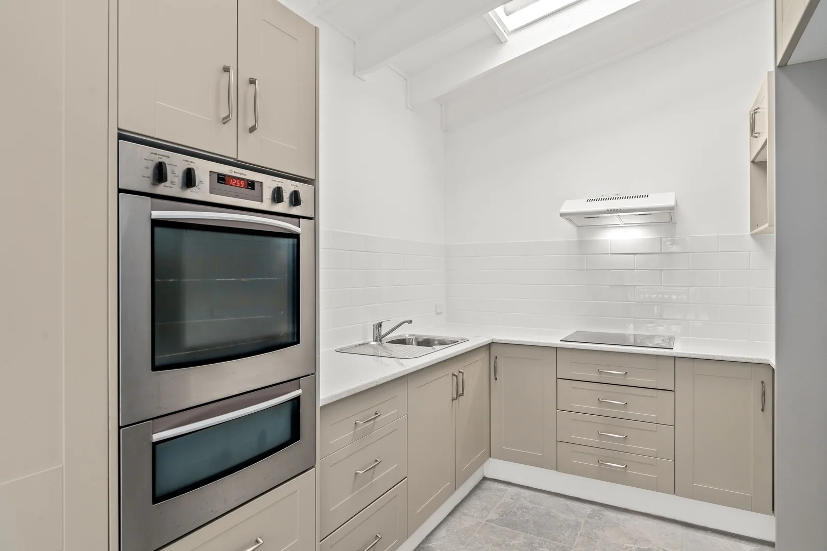 Additional image 3 of 166 Henderson Road, Saratoga NSW 2251