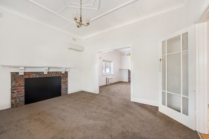 11 Rossfield Avenue, Kew VIC 3101 House For Rent 885 Domain