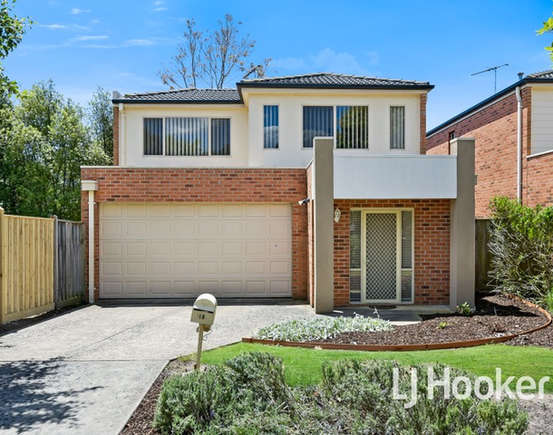 18 Melzak Way, Berwick VIC 3806