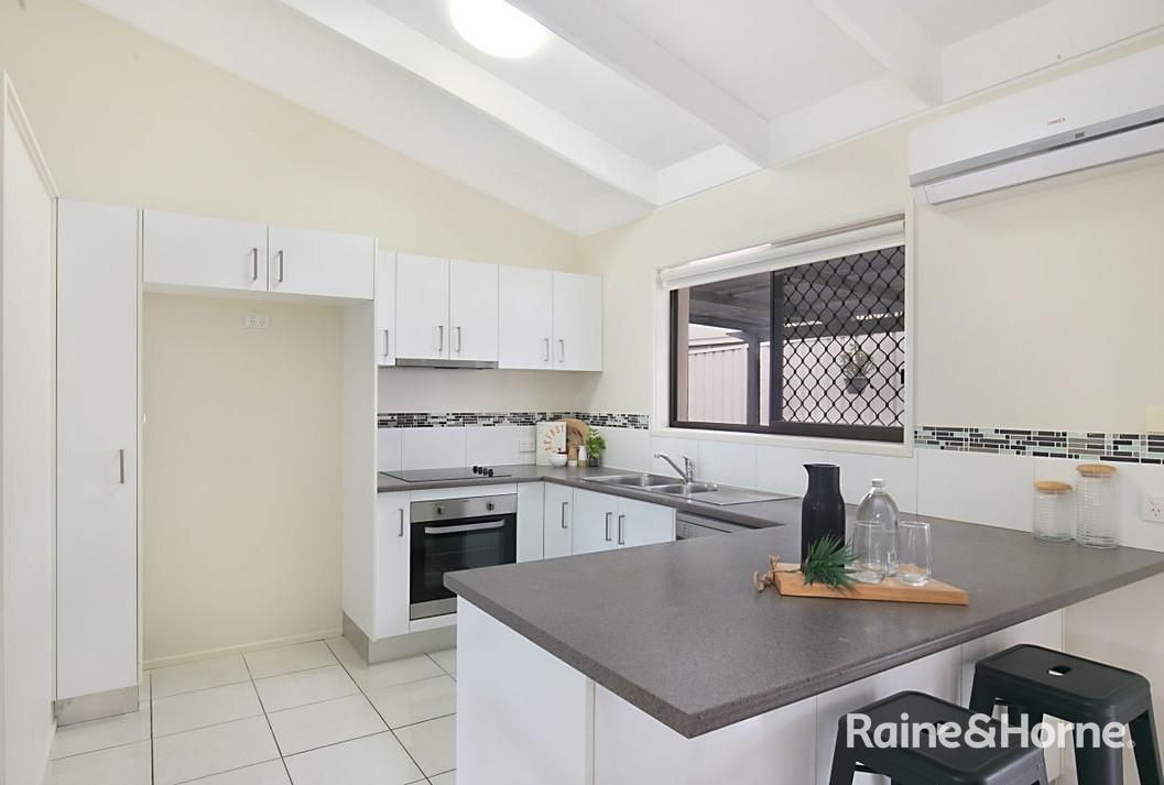 26 Green Road, Regents Park QLD 4118, Image 1