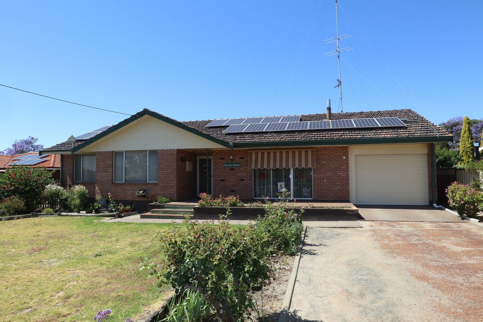4 bedrooms House in 99 Clayton Rd NARROGIN WA, 6312