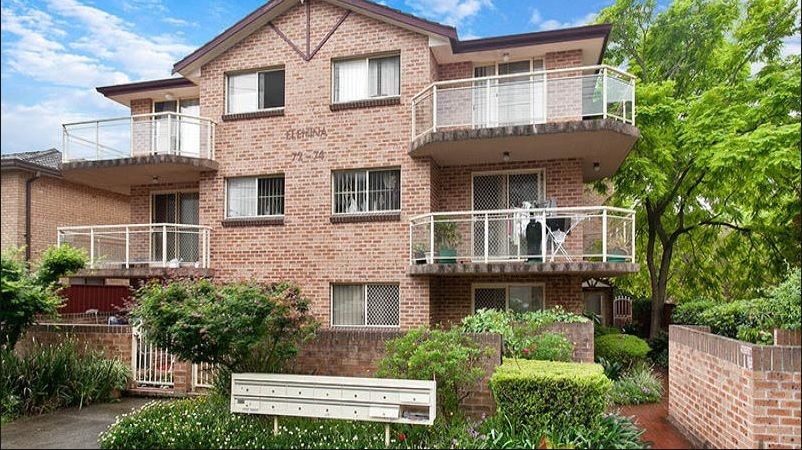 2 bedrooms Apartment / Unit / Flat in 11/72-74 Carrington Ave HURSTVILLE NSW, 2220