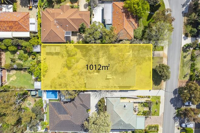 Picture of 21 Ailsa Street, WEMBLEY DOWNS WA 6019