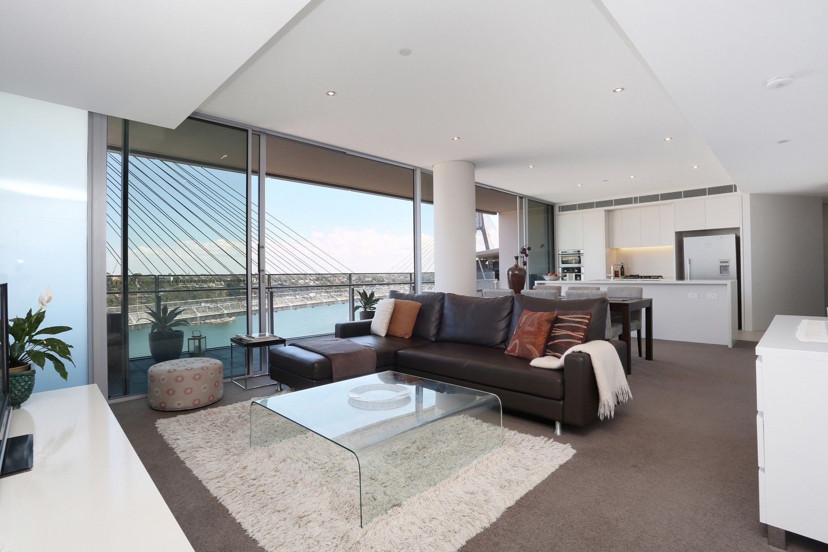 2 bedrooms Apartment / Unit / Flat in 8E/2 Distillery Drive PYRMONT NSW, 2009