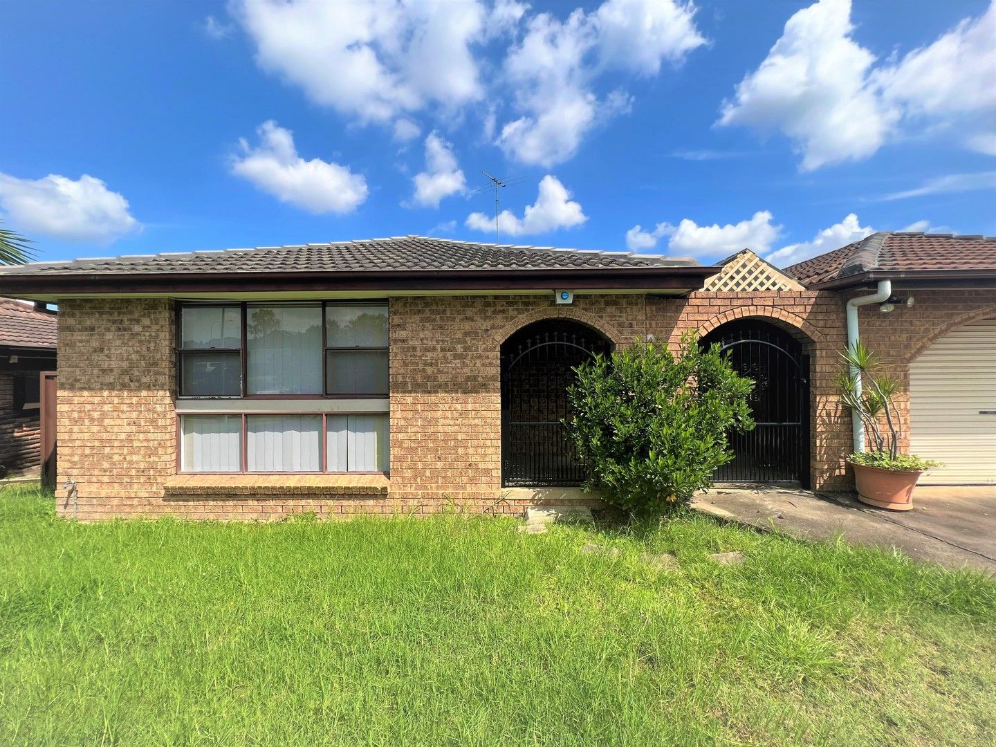 3 bedrooms House in 279 Bennett Road ST CLAIR NSW, 2759