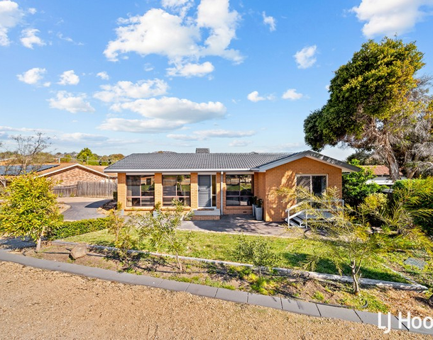 22 Girdlestone Circuit, Calwell ACT 2905