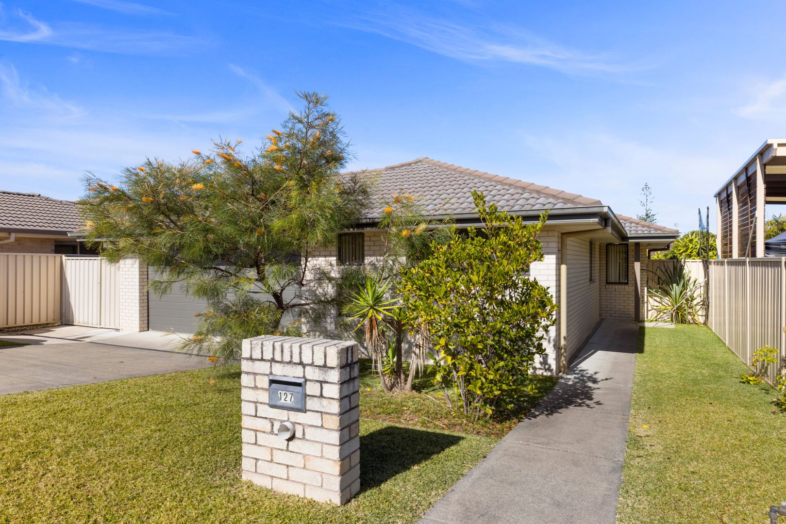 127 Matthews Parade, Corindi Beach Property History & Address