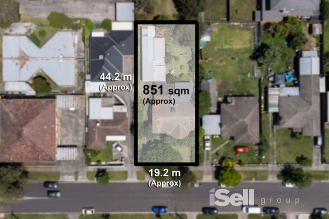 Picture of 32 Princess Avenue, SPRINGVALE VIC 3171