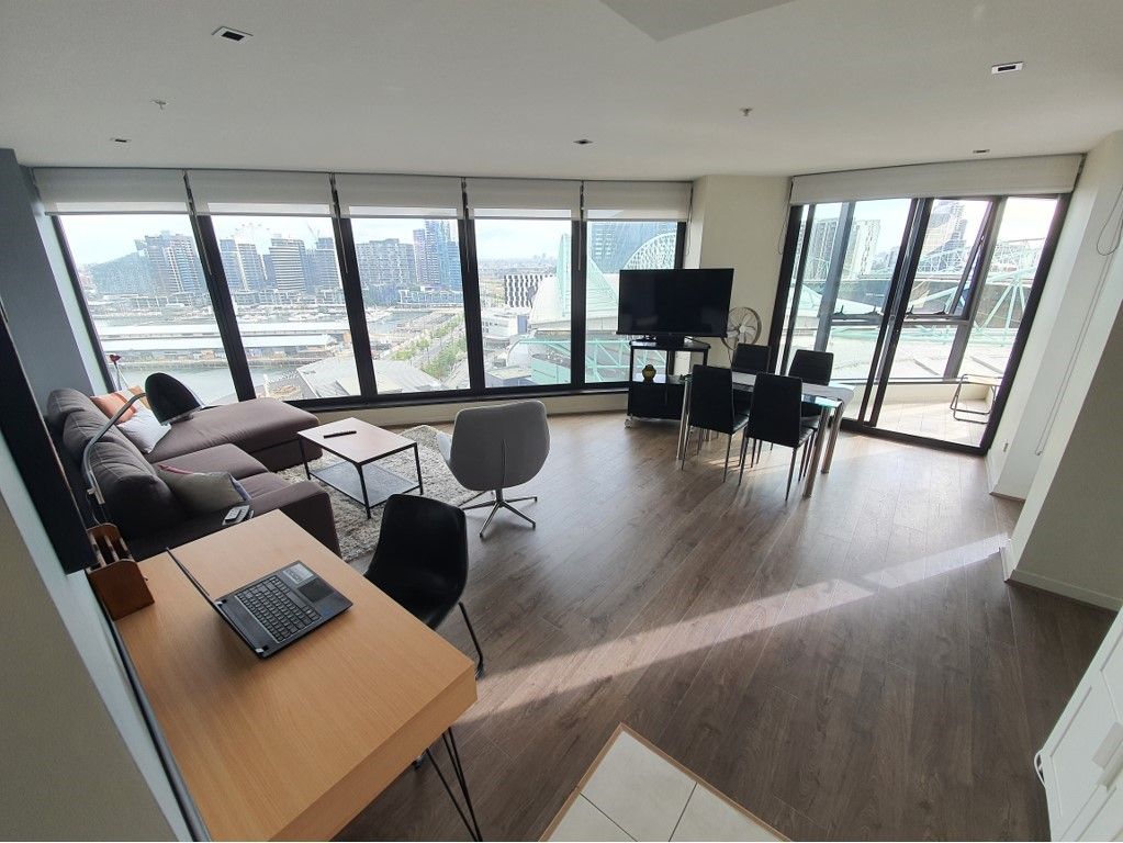 1812/100 Harbour Esplanade, Docklands VIC 3008 Apartment For Rent