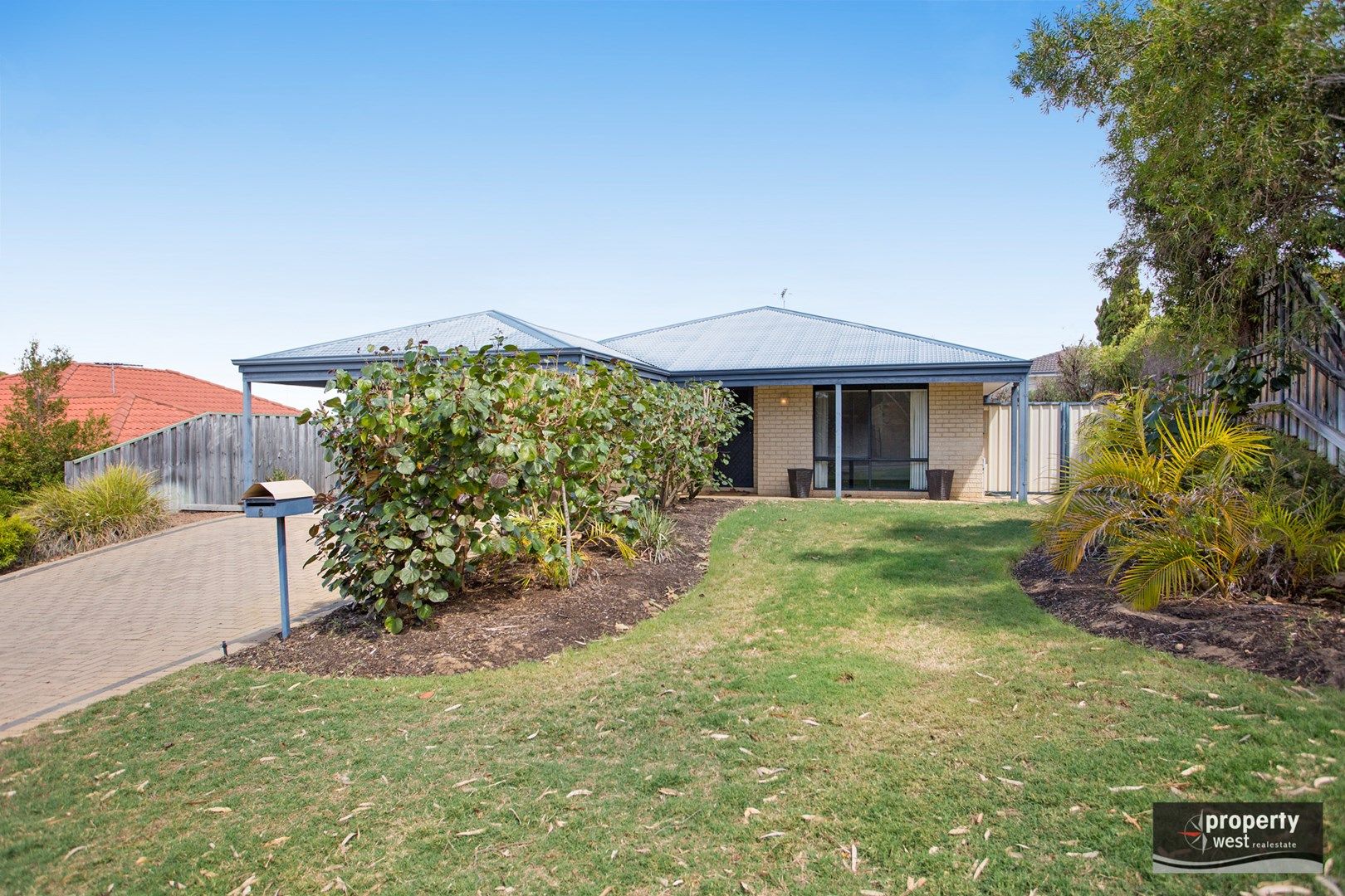 4 bedrooms House in 6 Durrington Glade CLARKSON WA, 6030