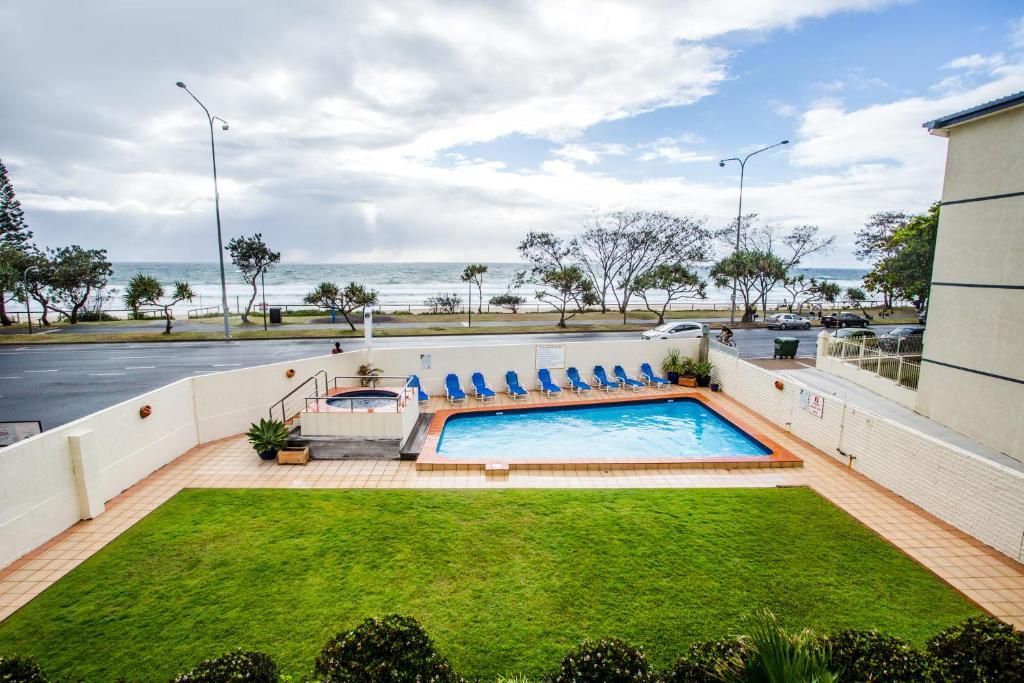 1 bedrooms Apartment / Unit / Flat in 44/2 Ocean Avenue SURFERS PARADISE QLD, 4217