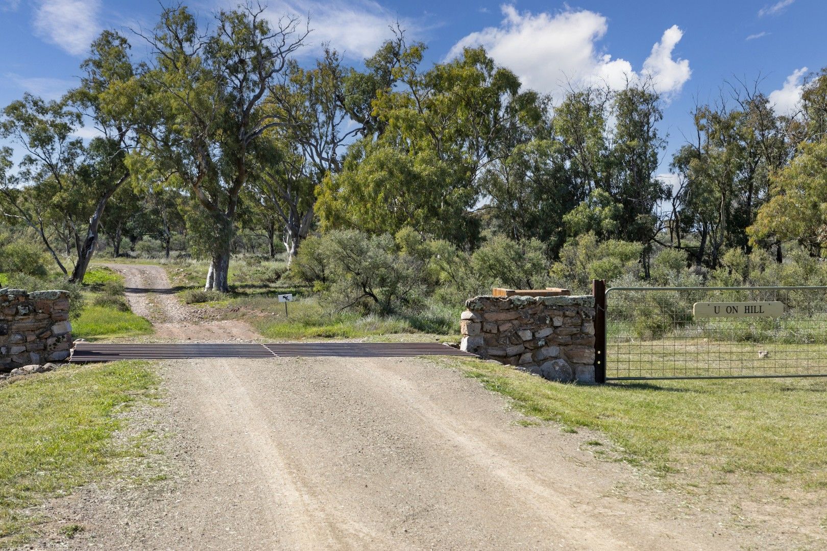 17 Groves Road, Quorn SA 5433, Image 0