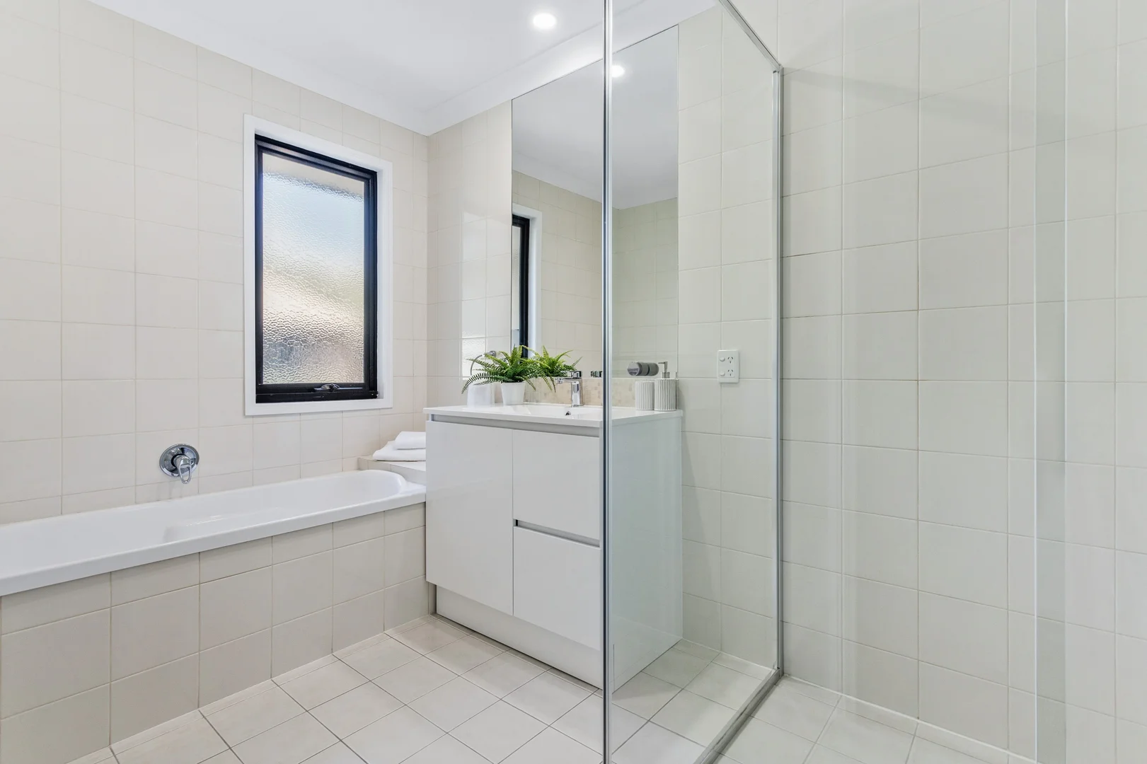 Additional image 9 of 8/8 Gordon Street, Labrador QLD 4215