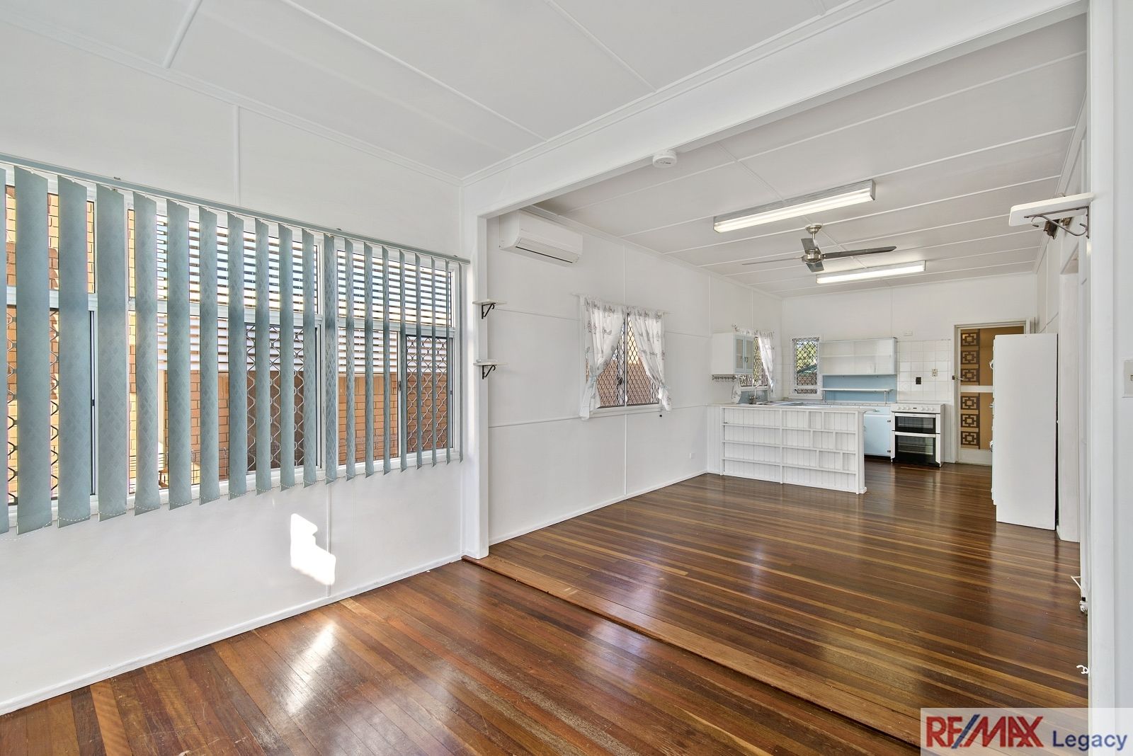 45 Campbell Street, Scarborough QLD 4020, Image 2