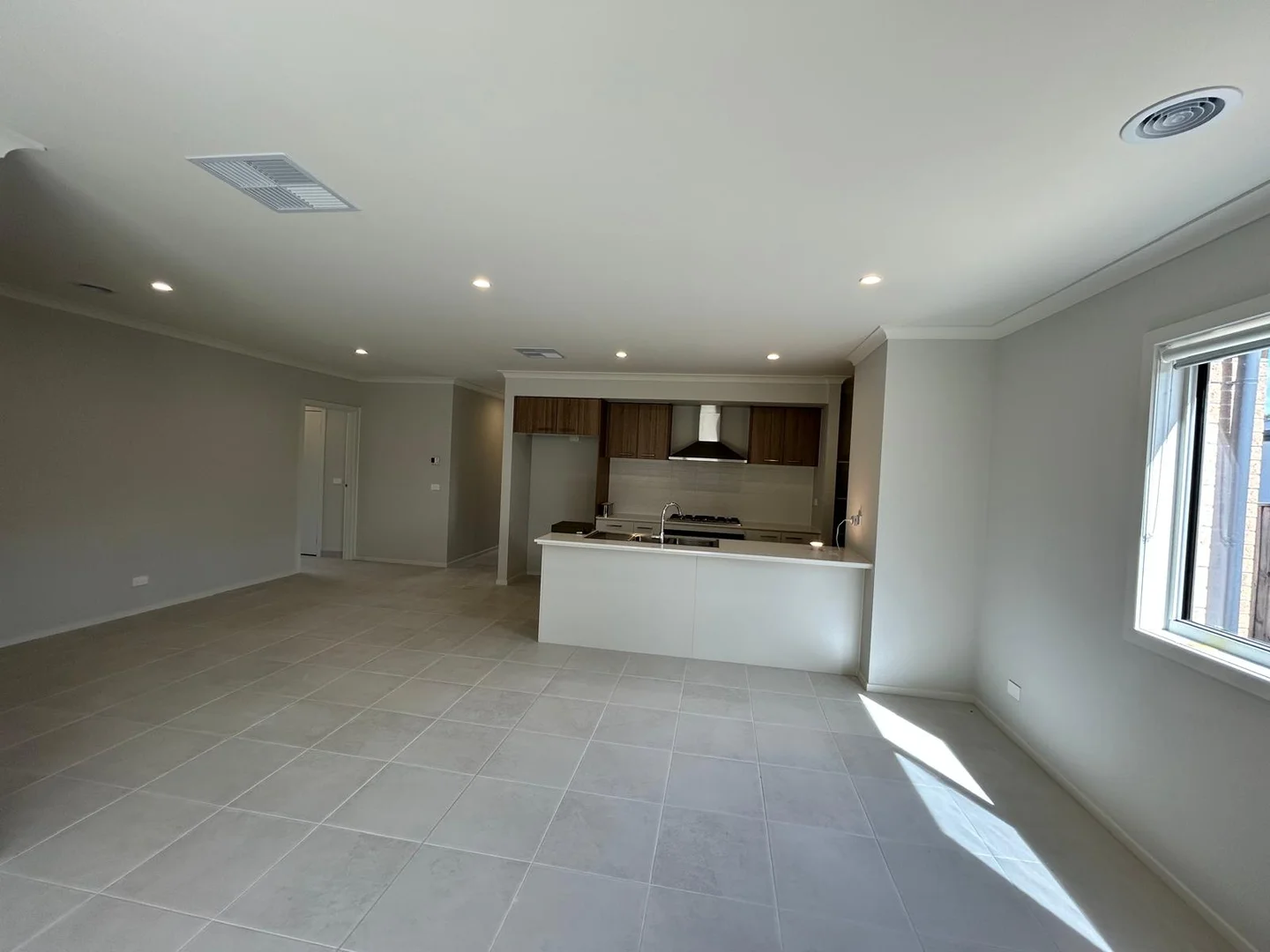 Additional image 4 of 43 PHILIP PARADE, Churchill VIC 3842