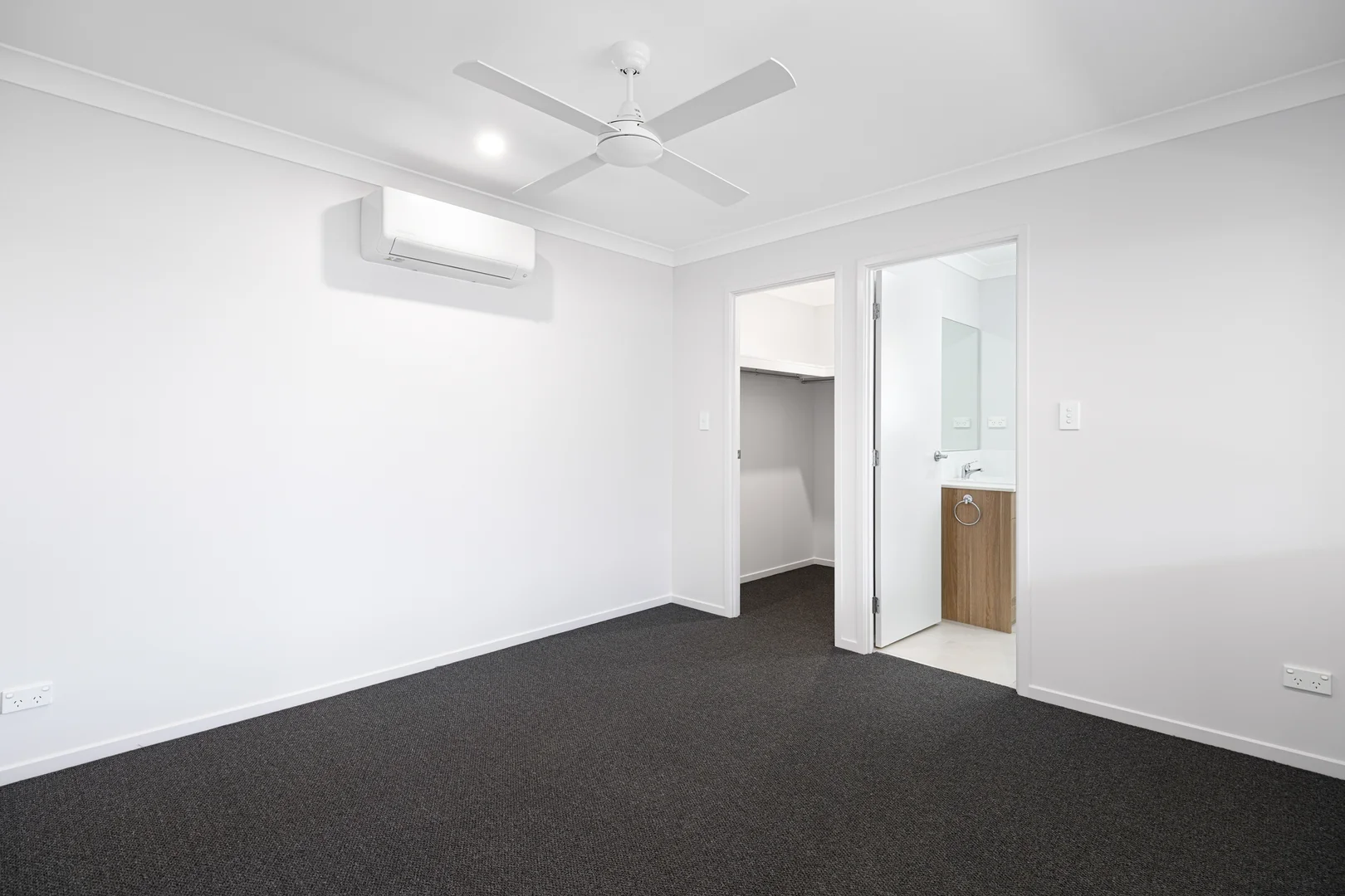 Additional image 6 of 1/38 Broadmeadow Wy, Edgeworth NSW 2285