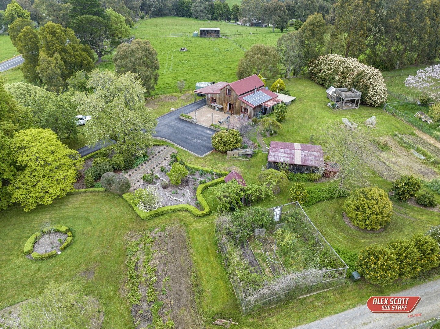 1103 Main Neerim Road, Jindivick VIC 3818 Rural Lifestyle Property