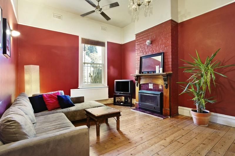 2 bedrooms House in 31 Tanner Street RICHMOND VIC, 3121
