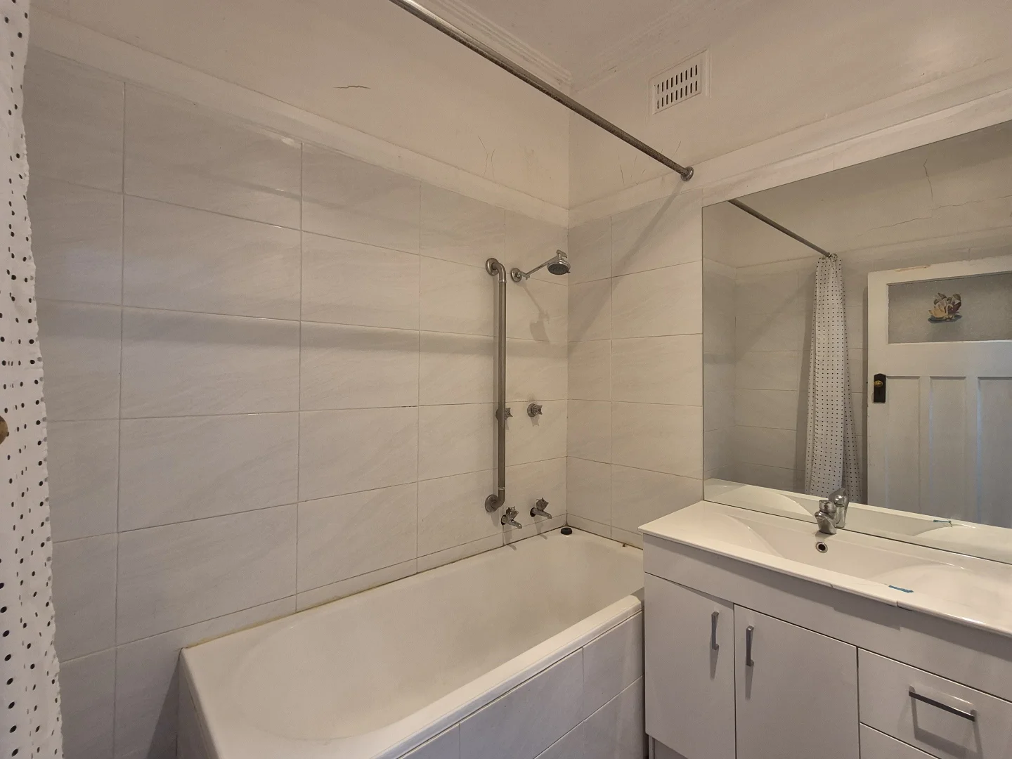 Additional image 8 of 74 Gallipoli St, Temora NSW 2666